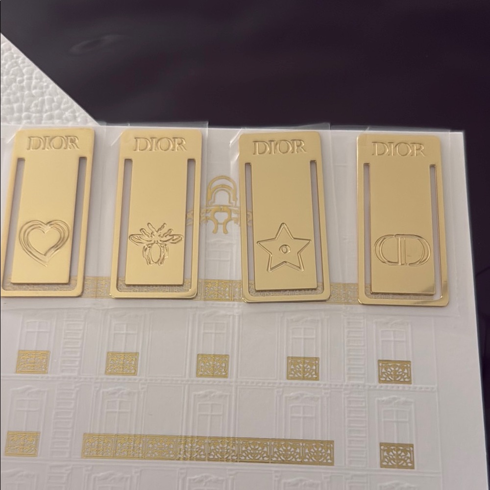 Dior Gold Bookmark Set - Picture 2 of 2